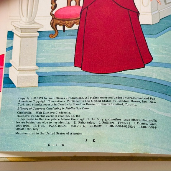 Walt Disney’s Cinderella Hardcover Picture Book - Picture 4 of 13